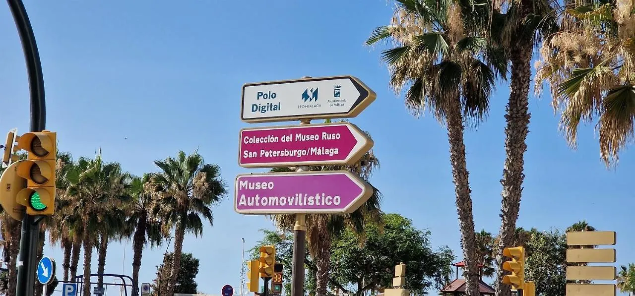 Paula Beach Malaga